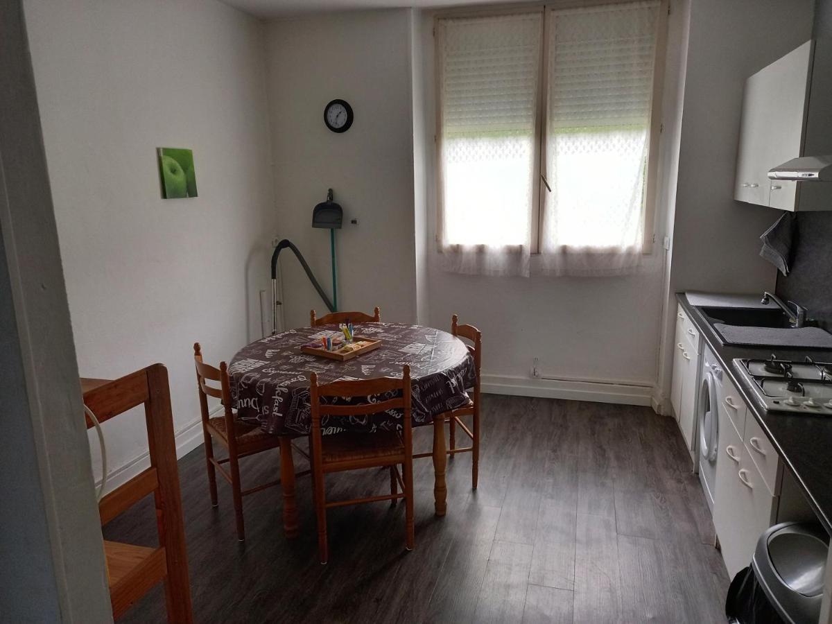 Appartement "Les Tournesols" 1Er Etage 2Ch Avec Parking A Lurs Exterior foto