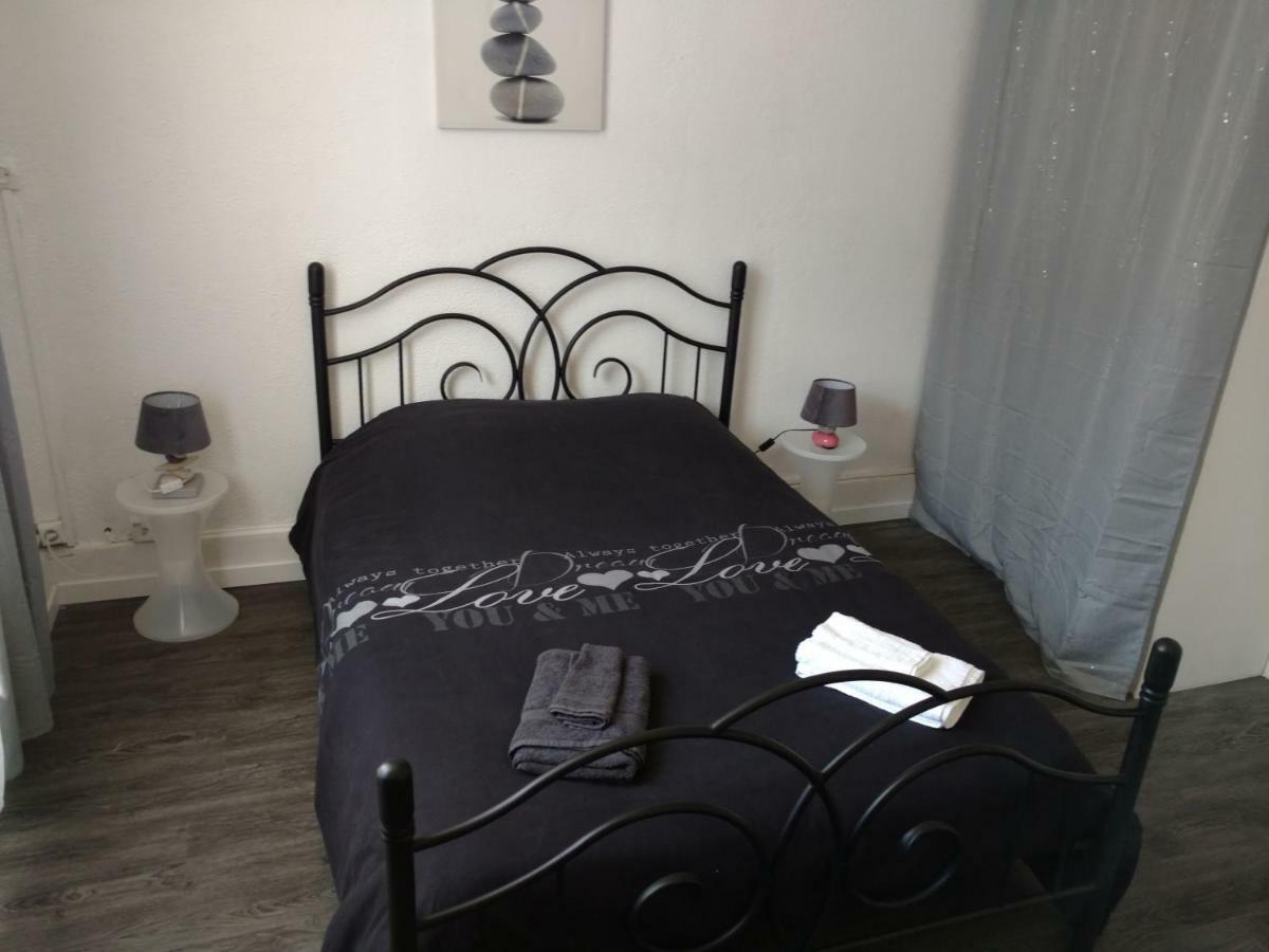 Appartement "Les Tournesols" 1Er Etage 2Ch Avec Parking A Lurs Exterior foto
